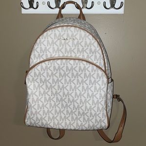 Micheal Kors Signature Abbey women’s backpack.